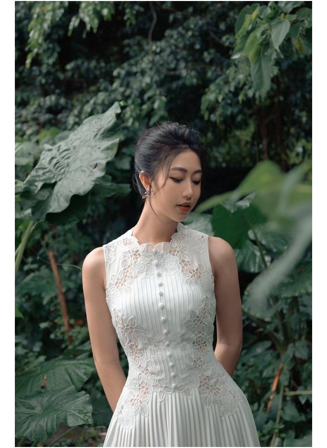 Madam Uniq New White Water-Soluble Lace Embroidered Short Sleeve Elegant Maxi Dress  - Image 3