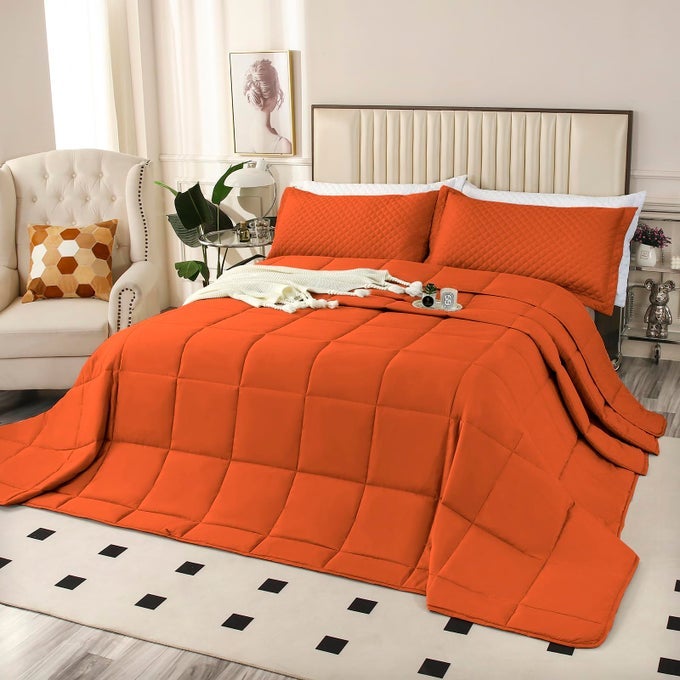 OVERSIZED KING PLUS COMFORTER 128X120 EXTRA LARGE KING SIZE QUILTS 3 PIECES LIGHTWEIGHT REVERSIBLE ALL SEASON DOWN ALTERNATIVE DUVET INSERT COMFORTER WITH 8 CORNER TABS