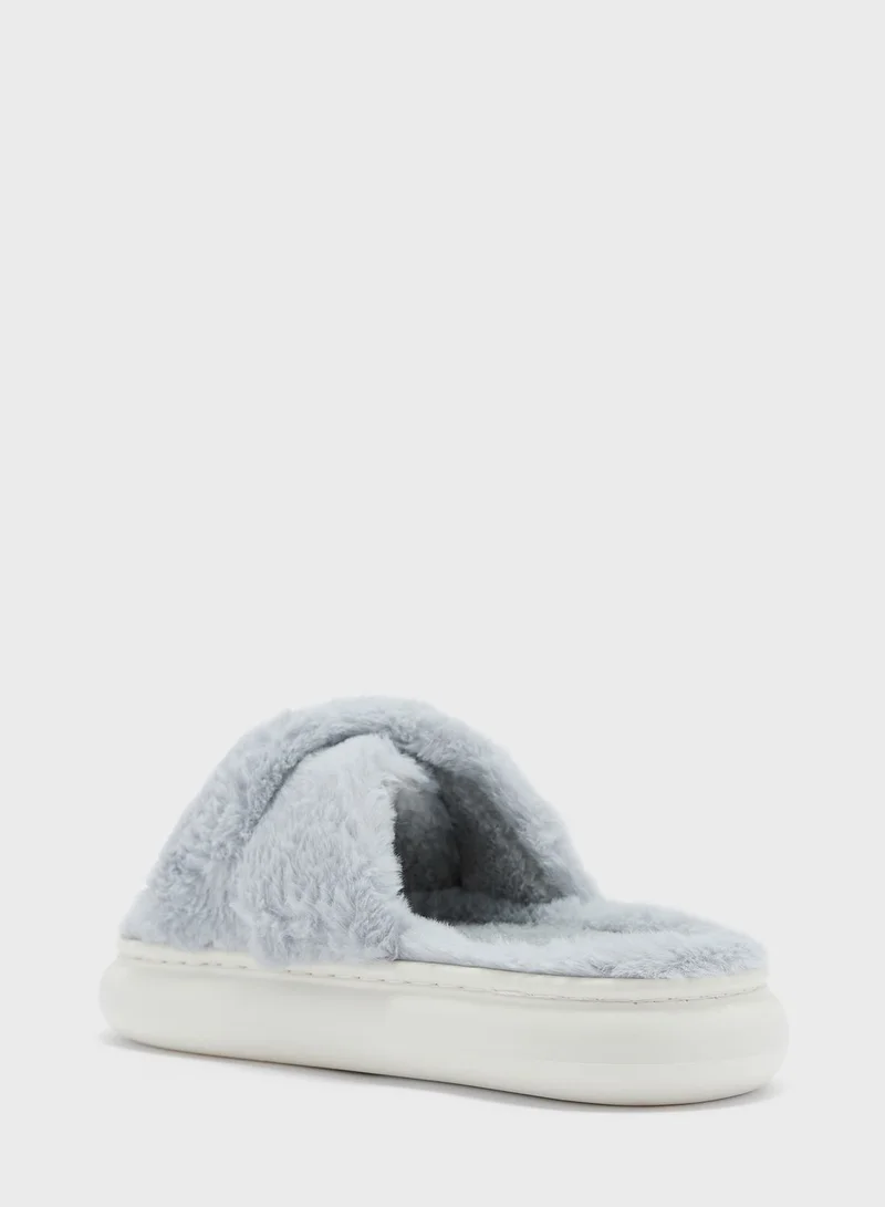 Ginger Criss Cross Fluffy Bedroom Slipper