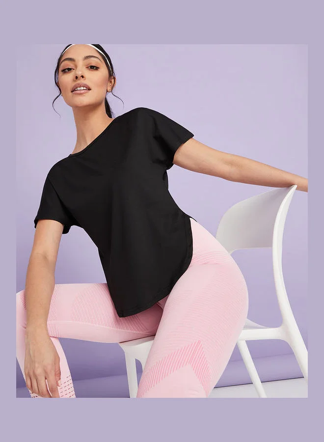 Styli Curved Hem Jersey Active Yoga Top
