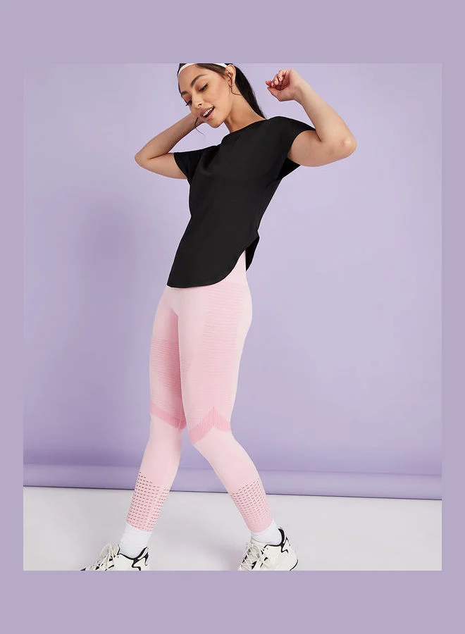Styli Curved Hem Jersey Active Yoga Top