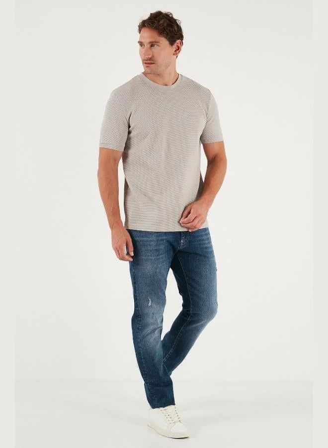 بوراتي تي شيرت رجالي بياقة دائرية بقصة ضيقة من قطن سترتش بوراتي