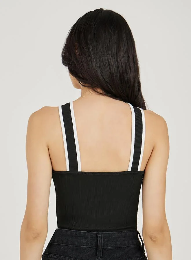 تايك تو Ribbed Crisscross Halter Neck Crop Cami