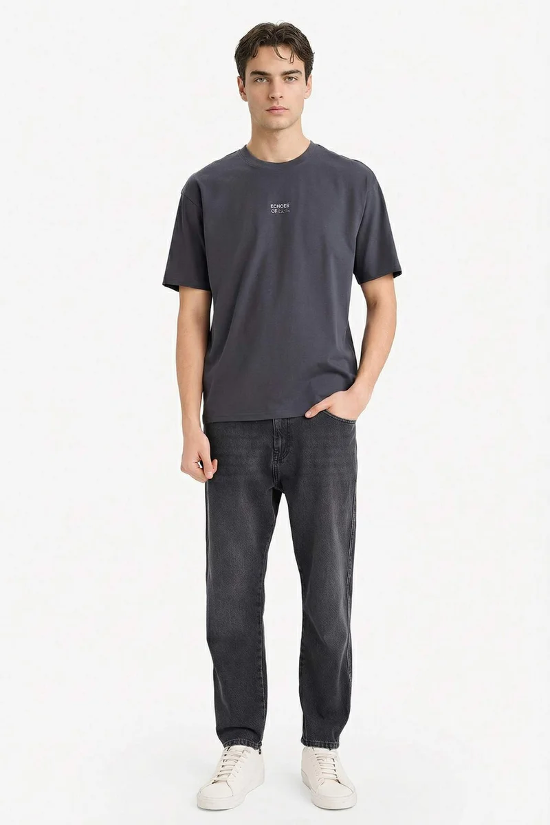 ديفاكتو Boxy Fit Printed Cotton T-Shirt