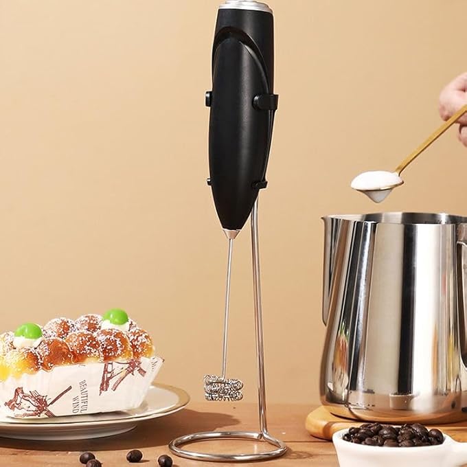 ريحني خفاقة حليب يدوية لتحضير رغوة القهوة، خفاقة كهربائية لتحضير لاتيه، كابتشينو، فرابيه، ماتشا، شوكولاتة ساخنة، خلاط بيض يدوي متعدد الأغراض، أبيض - Image 3