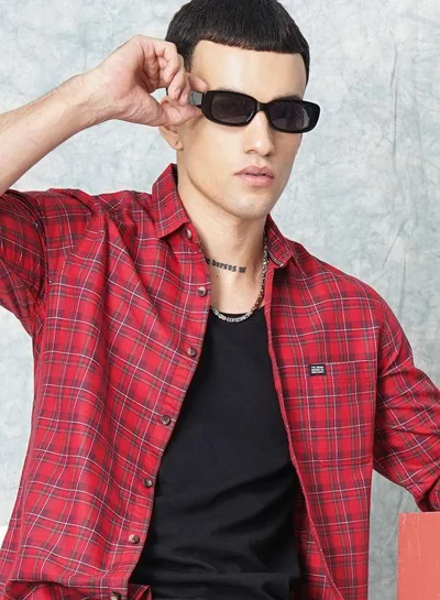 The Indian Garage Co Men Slim Fit Checkered Full Sleeves Spread Collar Casual Shirt