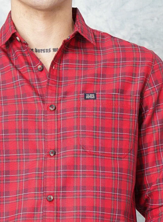 The Indian Garage Co Men Slim Fit Checkered Full Sleeves Spread Collar Casual Shirt