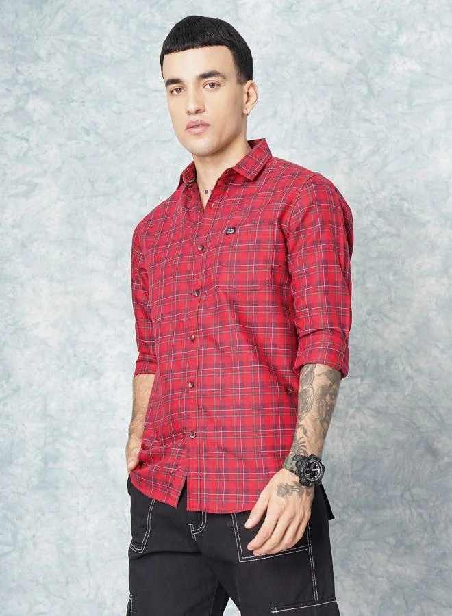 The Indian Garage Co Men Slim Fit Checkered Full Sleeves Spread Collar Casual Shirt