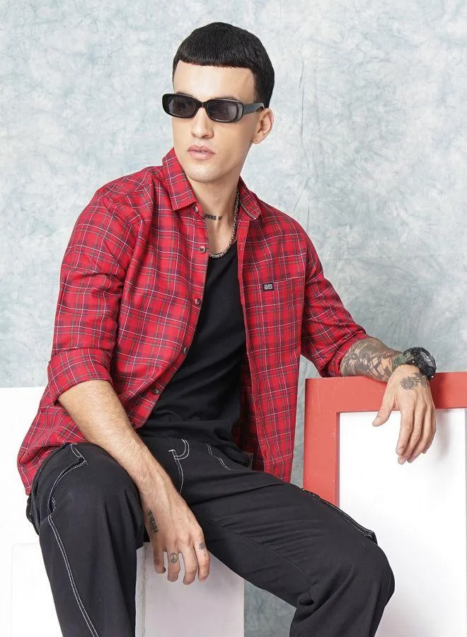 The Indian Garage Co Men Slim Fit Checkered Full Sleeves Spread Collar Casual Shirt