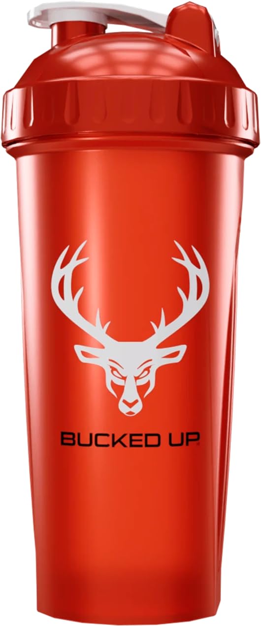 Bucked Up زجاجة شاكر باكِد أب المثالية 28 أونصة خالية من BPA آمنة في غسالة الصحون مقاومة للتسرب زجاجة حمراء بشعار باك الأبيض - Image 3