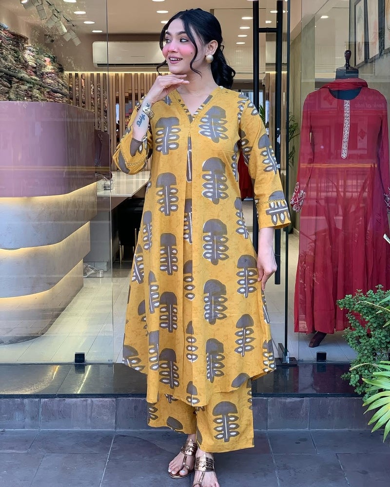 Toochki Kurti Set for Women | Anarkali Fit & Flared Kurtas for Women's | Cotton Kurtis for Woman | Kurta with Palazzo| Ethnic Salwar Suits Sets Yellow - Image 2