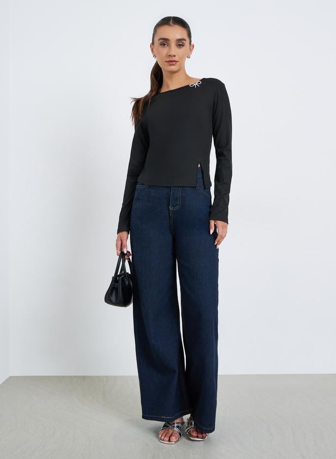 ستايلي تيشيرت بأكمام طويلة وتفاصيل مضلعة - Image 2