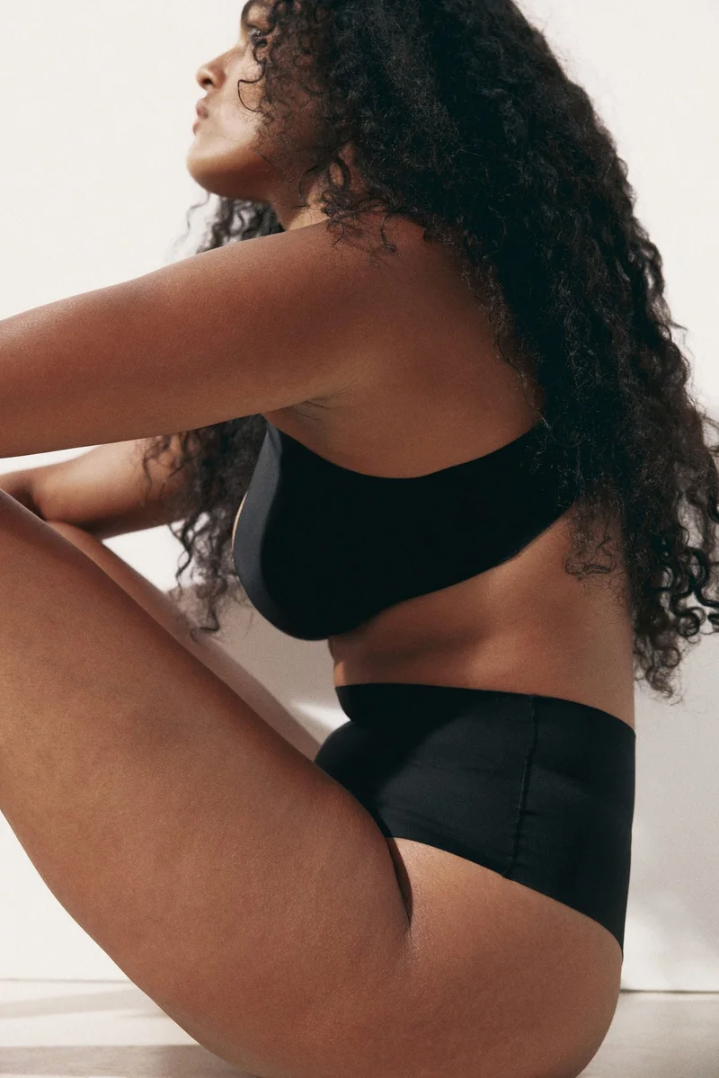 اتش اند ام سروال برازيلي وسط