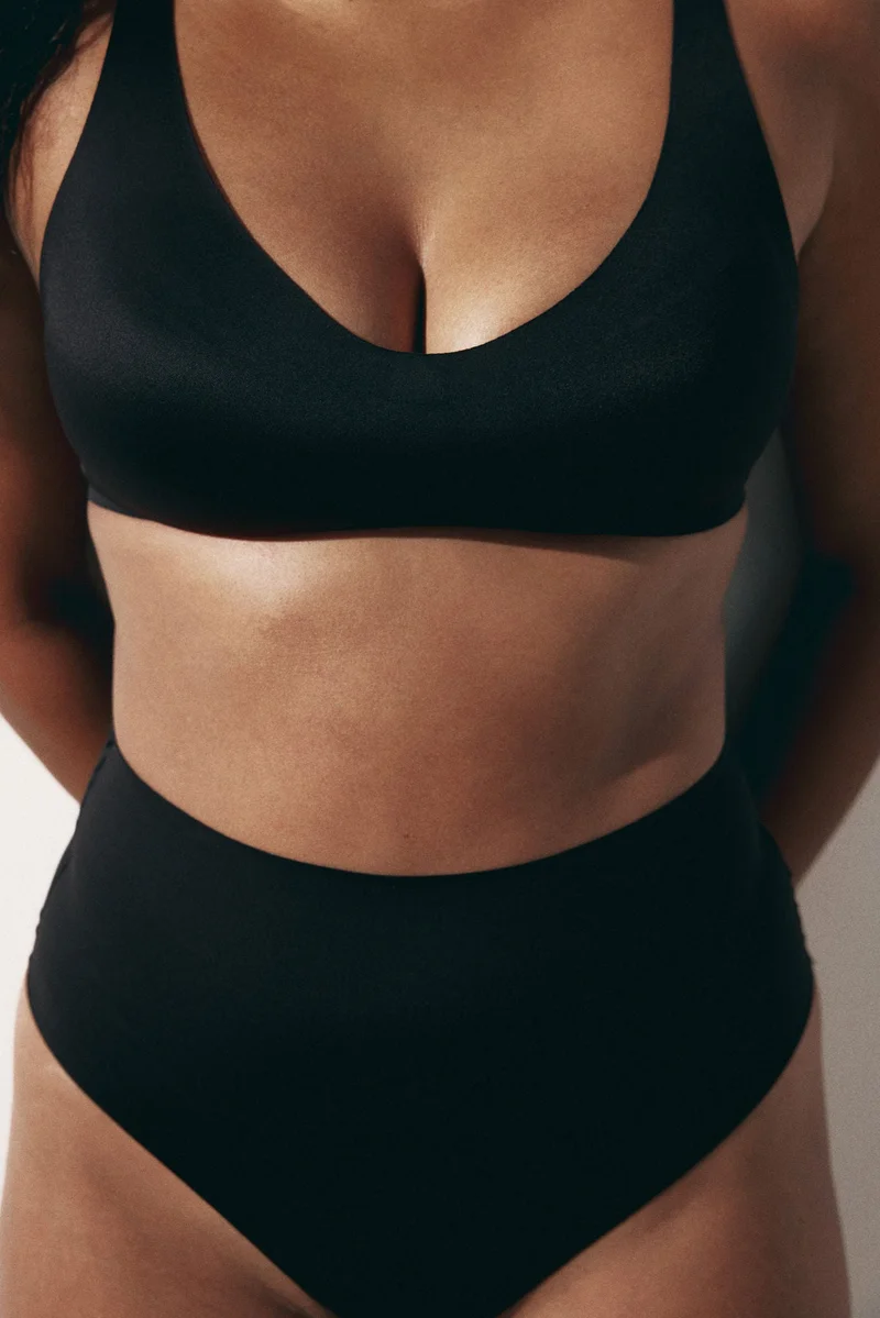 اتش اند ام سروال برازيلي وسط