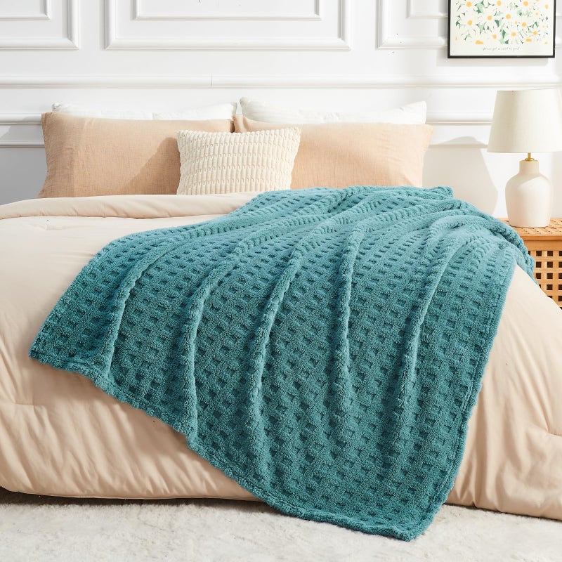 NEWCOSPLAY Super Soft Queen Blanket Teal Premium Silky Flannel Fleece 3D Waffle Checkered Lightweight Bed Blanket All Season Use (Light Teal  Queen(90""x90"")) - Image 3