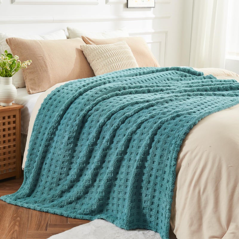 NEWCOSPLAY Super Soft Queen Blanket Teal Premium Silky Flannel Fleece 3D Waffle Checkered Lightweight Bed Blanket All Season Use (Light Teal  Queen(90""x90"")) - Image 4