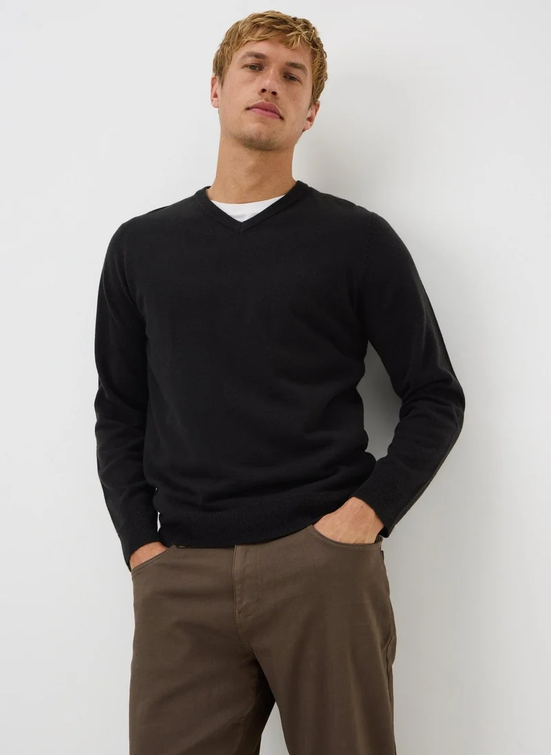 Matalan Black Supersoft V Neck Jumper
