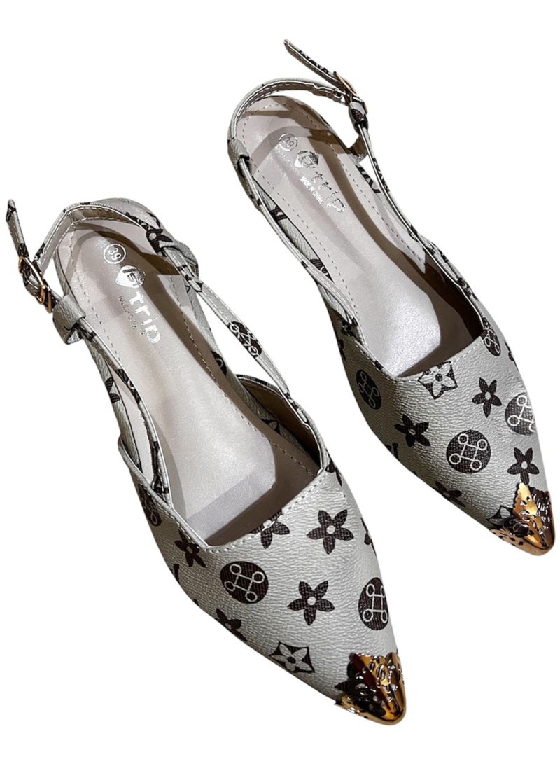 Trip Low-Heeled Shoes With A Closed Toe And A Lace Around The Ankle - Image 3