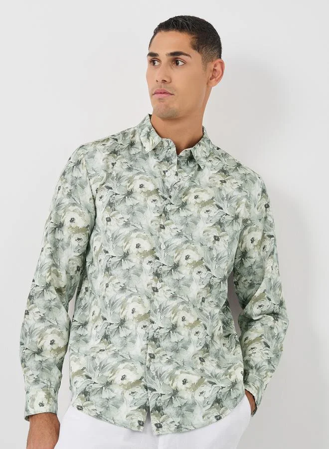 ستايلي قميص مُطبع بالكامل بقصة عادية