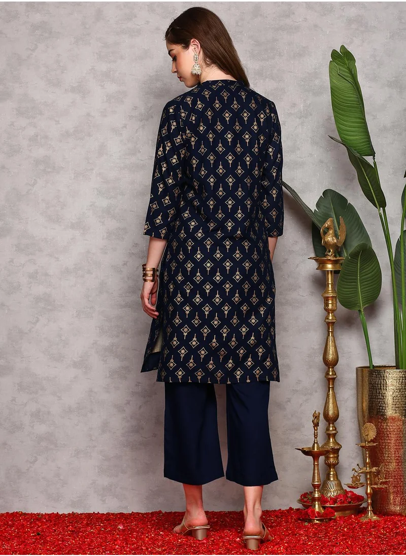 ISHIN Straight Fit Printed Pattern Round Neck Three-Quarter Sleeves Teal Blue And Green Colour Woven Cotton Kurta Set for Women with Semi Elastic Closure - An Ideal Pick for Any Occasion
