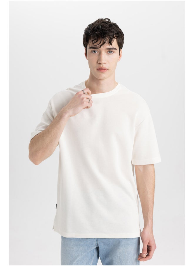 DeFacto - Man Comfort Fit Crew Neck Short Sleeve Knitted T-Shirt - Image 1