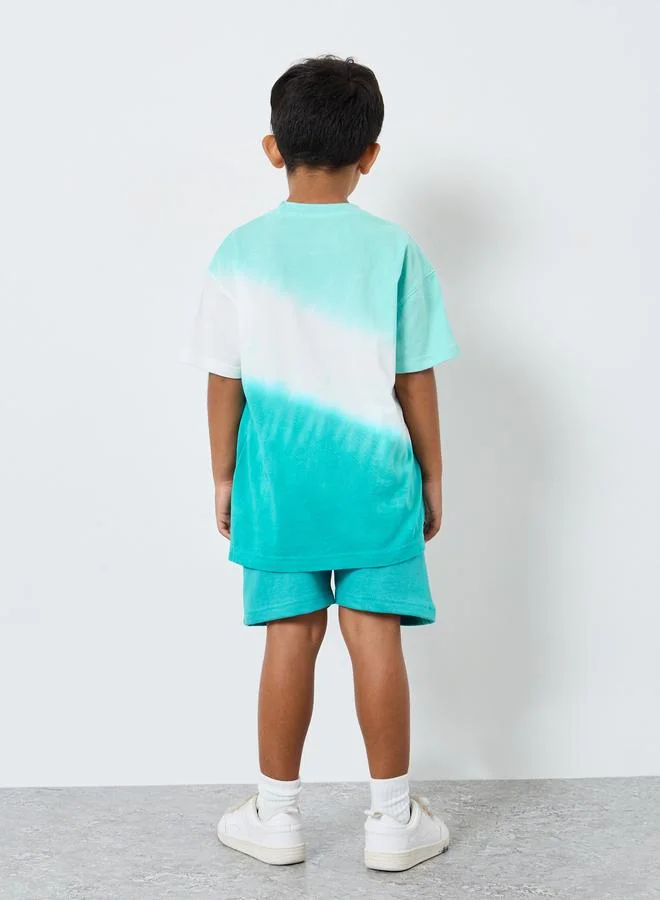 Styli Styli Boys Tie and Dye Print Oversized T-Shirt and Shorts Set