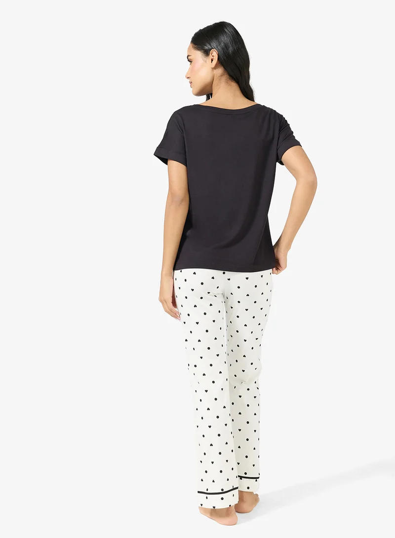 جينجر طقم بيجامة و تيشيرت منقط