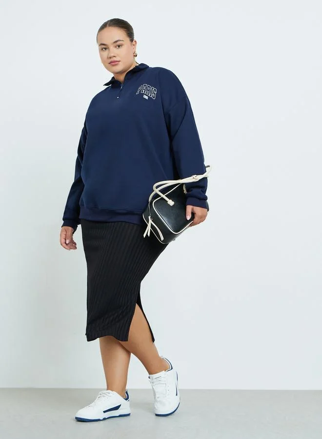 Styli Styli Plus Size Navy Blue Graphic Print Sweatshirt