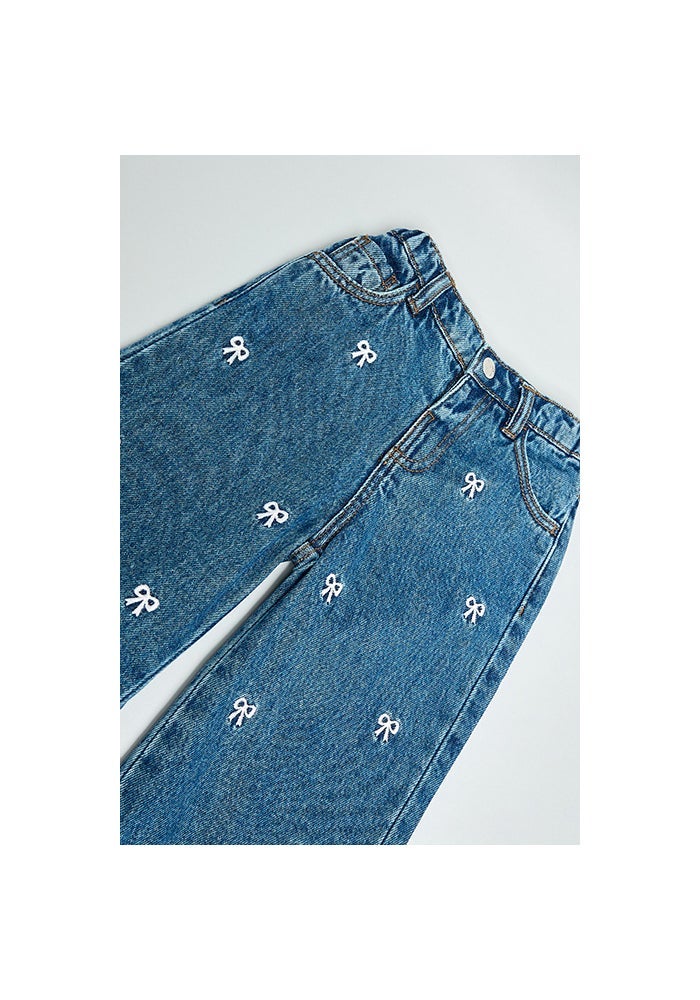 R&B Embroidered Wide Leg Jeans with Button Closure - Image 3