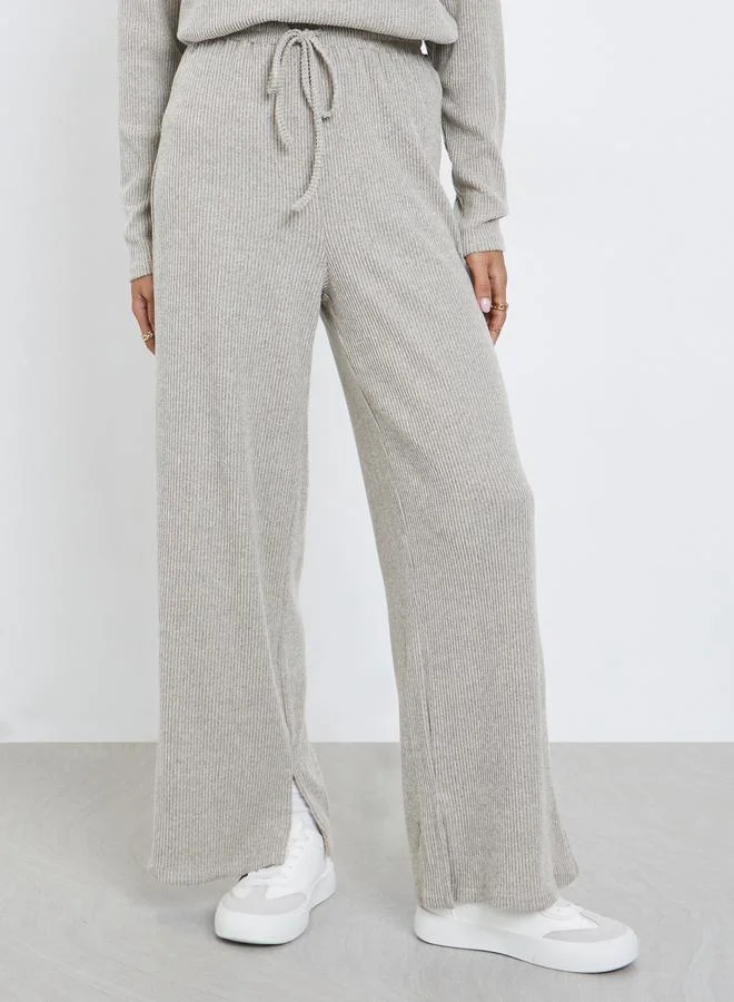 ستايلي بنطال محبوك مضلع بأرجل واسعة