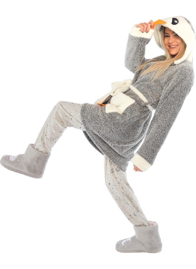 Zeynep Tekstil Penguin Embroidered Hooded Wellsoft Plush Bathrobe S/M  - Image 5