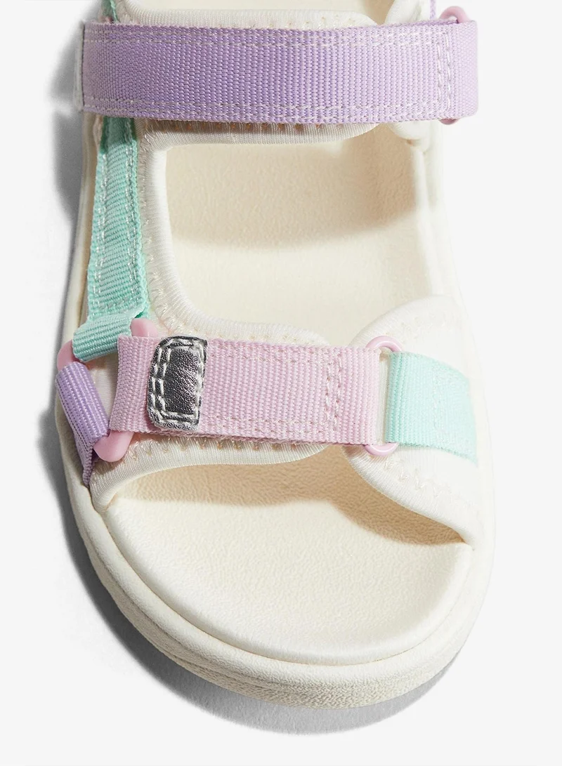 اتش اند ام صنادل سكوبا