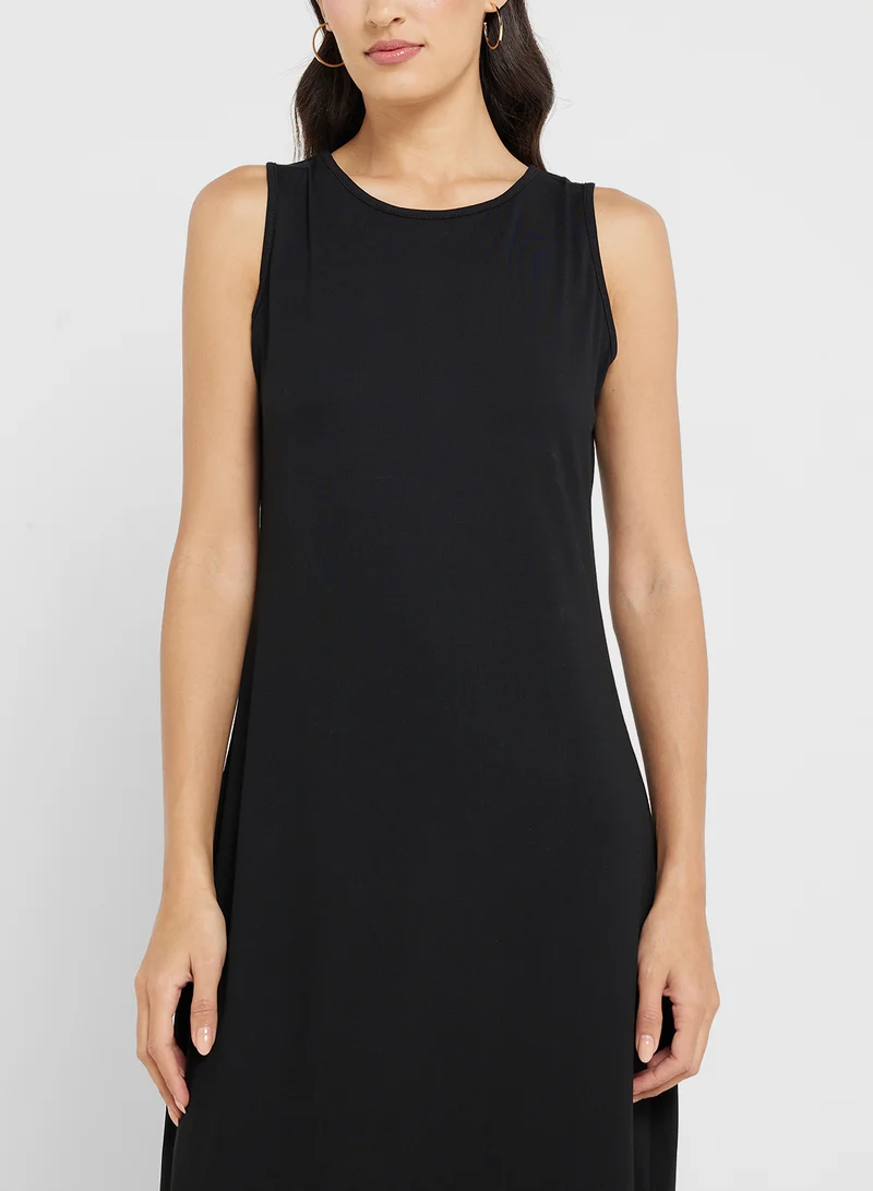 Ginger Basics Sleeveless Midi Dress