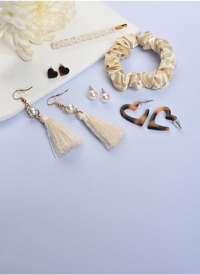 SOHI Off White & Brown Brass Necklace  - Image 3