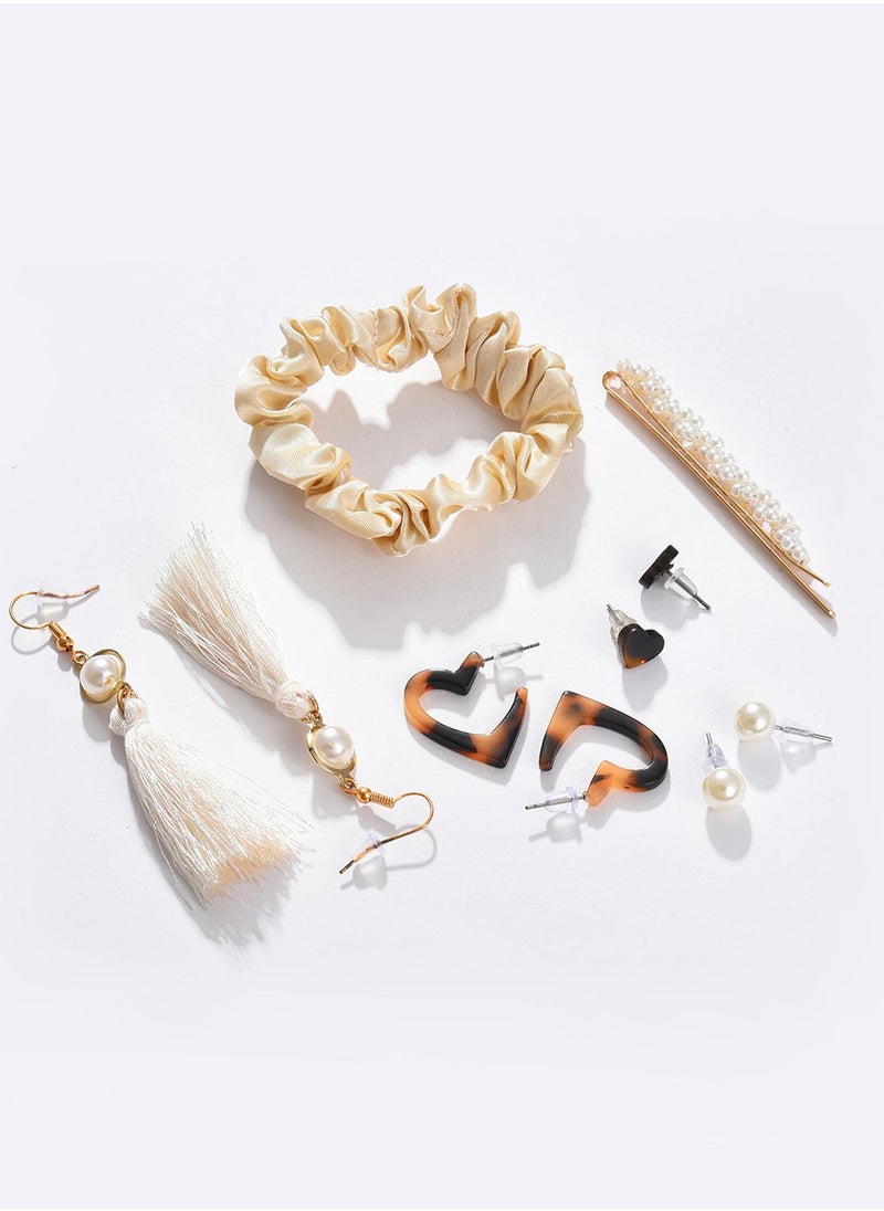 SOHI Off White & Brown Brass Necklace  - Image 4