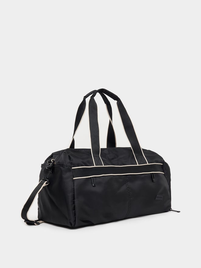 Styli Styli Contrast Detail Sports Bag with Double Handle - Image 1