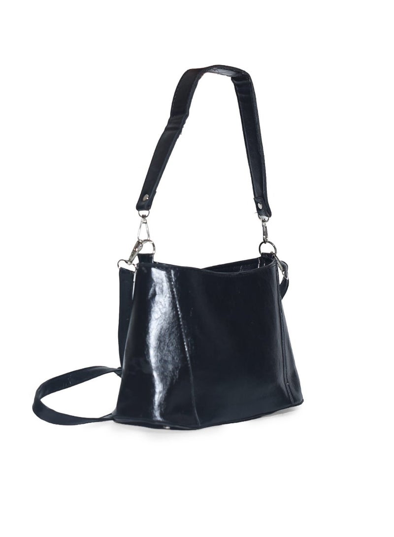 شنطة جلد حريمي أنيقة وسادة تناسب كل الإطلالات - Image 1