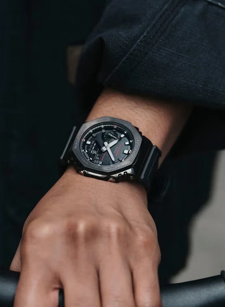 G-SHOCK ساعة رجال معدنية مغطاة من G-SHOCK GM-2100CB-1ADR - Image 2