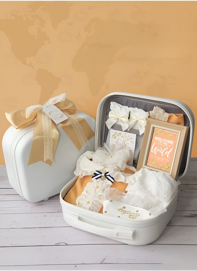 Luxury Newborn Baby Giftset with Rompers and Baby Essentials for baby girls - pzsku/Z1056099900D206AADECFZ/45/_/1686581828/05fac25b-43a0-4159-a238-1eef4b7db4d4