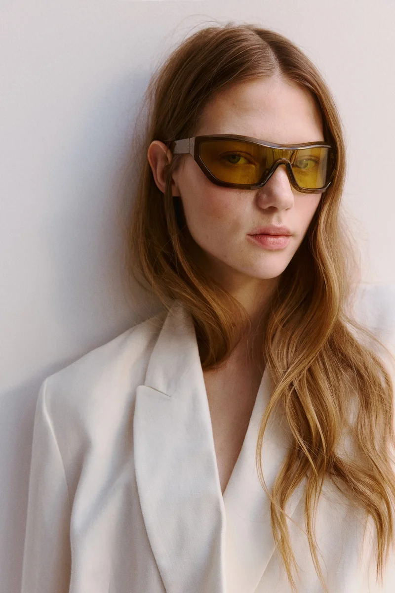 H&M Sporty sunglasses