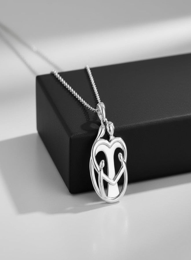 جويليلي قلادة من الفضة الإسترلينية من جويلي، بتصميم قلب عائلي يضم أحد الوالدين وطفلين، وسلسلة كابل بطول 18 بوصة. - Image 4