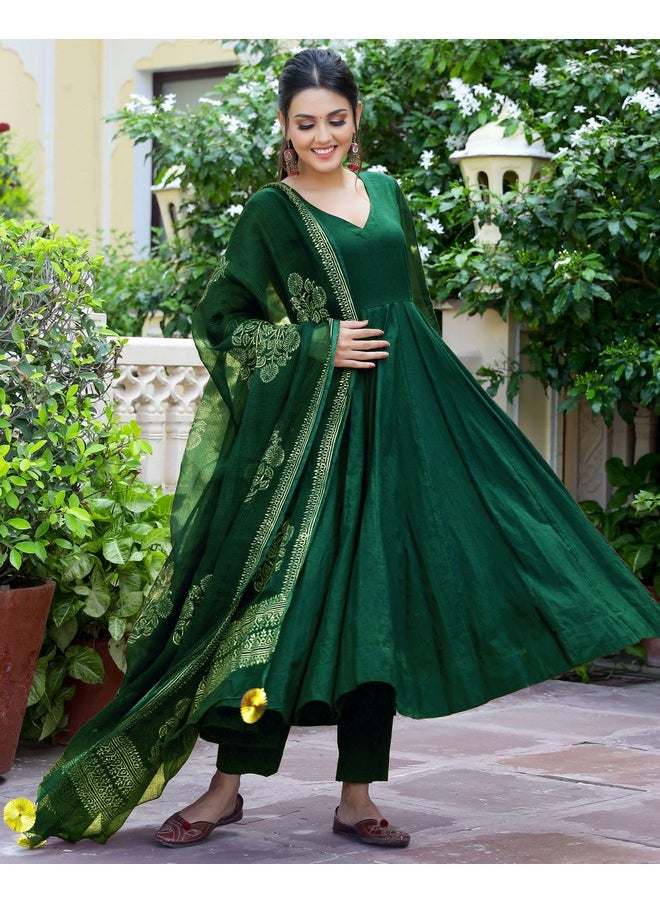 آني ديزاينر - قميص أناركلي كورتا نسائي من مزيج الرايون مع بنطلون ووشاح من تصميم ANNI DESIGNER (أخضر سحري، متوسط، أخضر) - Image 1