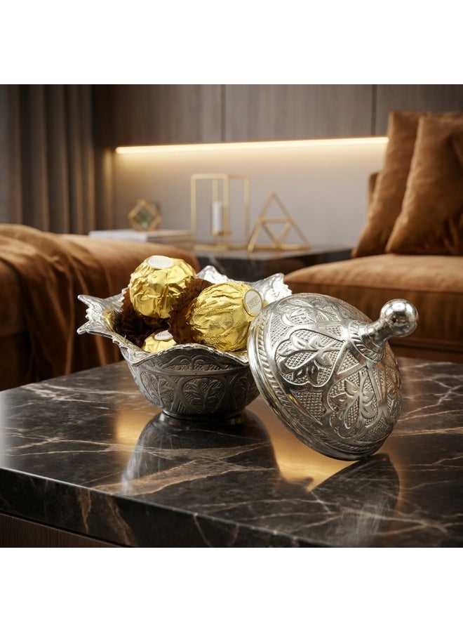 سكرية نحاس بالطراز العثماني مع غطاء - لون فضي ساحر وتصميم أنيق، صناعة تركية - Image 1