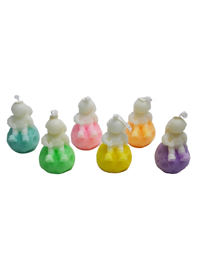 Innovity Space-Themed Astronaut Moon-Shaped Soy Wax Candles Set for a Cosmic Ambiance and Galactic Home Decor Experience Home Atmosphere with Celestial Charm 