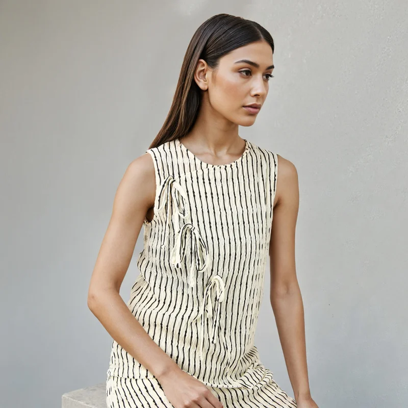 تواكستريمز 2Xtremz Textured Sleeveless Top