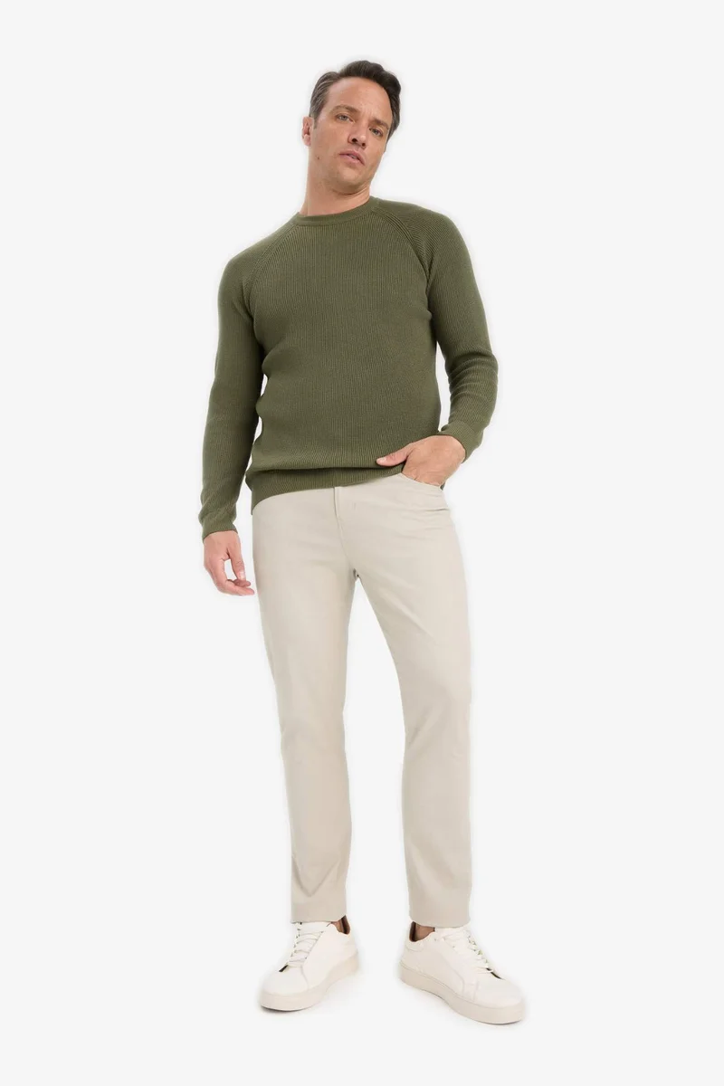 ديفاكتو Standard Fit Crew Neck Knitwear Pullover