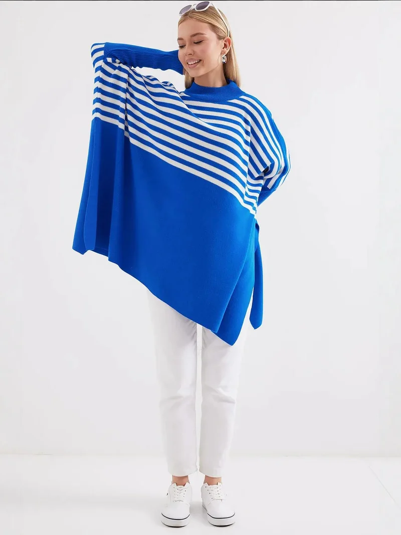 بيغ دارت بلودارت سويتر فضفاض بنصف ياقة مدورة بتفاصيل فتحات جانبية