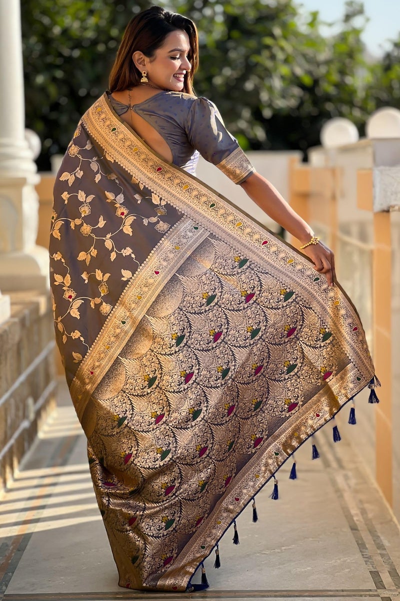 SGF11 Women's Kanjivaram Pure Soft Silk Saree For Women Pure Golden Zari With Blouse Piece (Deep Light Blue) - Image 3