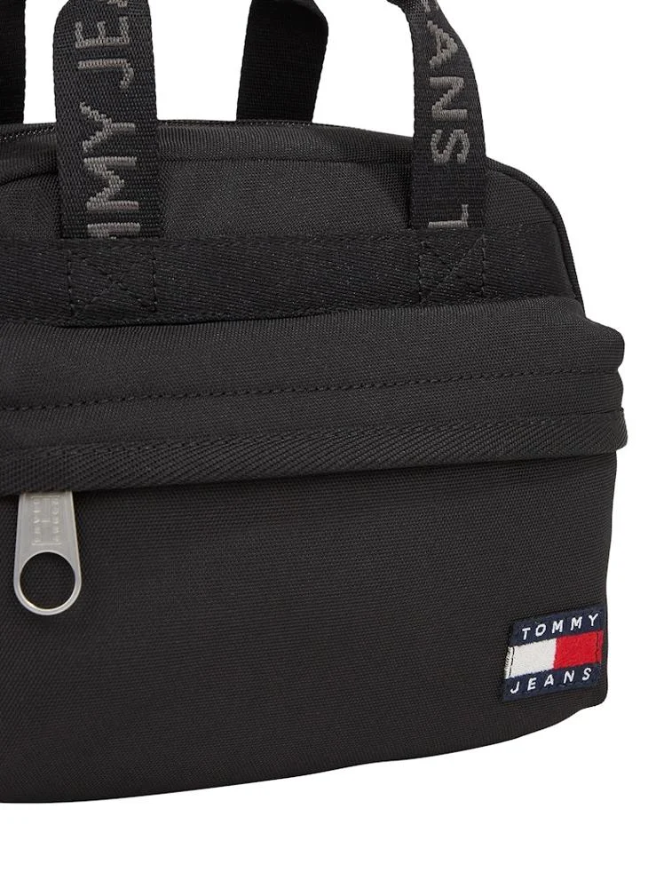 تومي جينز Logo Detail Zip Over Crossbody