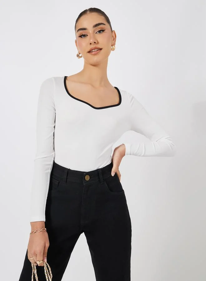 Styli Sweetheart Neck Rib Knit Contrast Piping Bodysuit